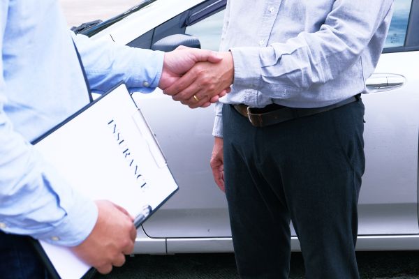 Collision vs comprehensive insurance